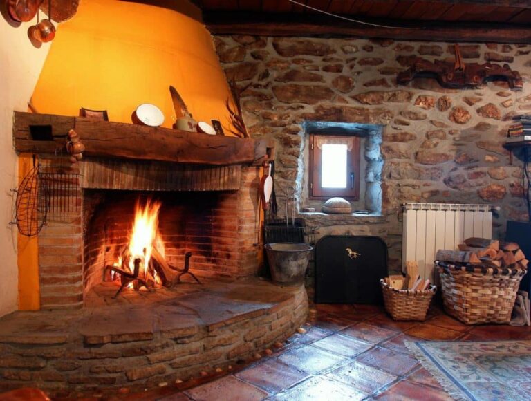 Casas de campo rústicas con chimeneas. - CHIMENEAS CASA